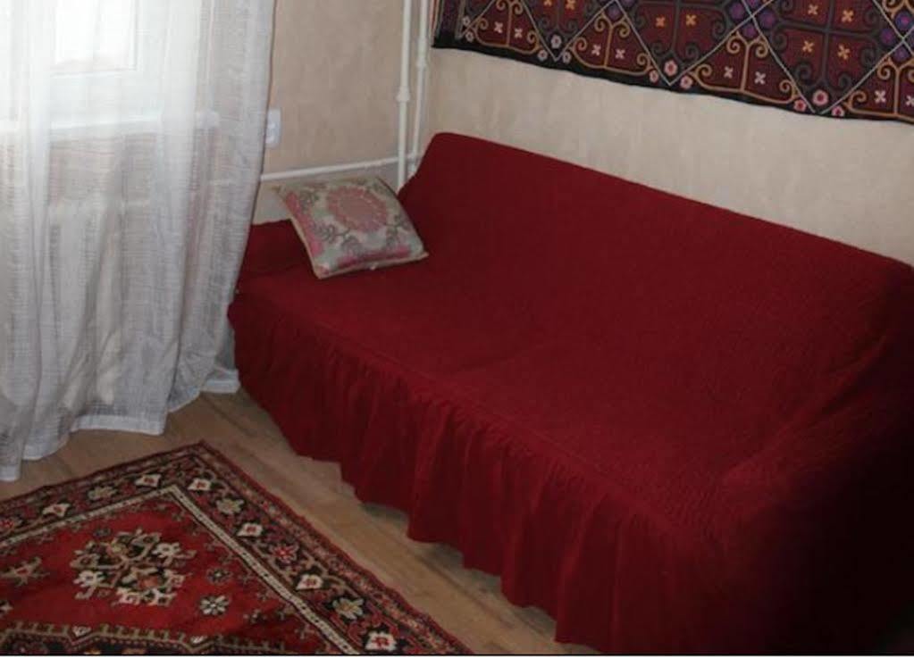 Almaty Central Hostel Екстериор снимка